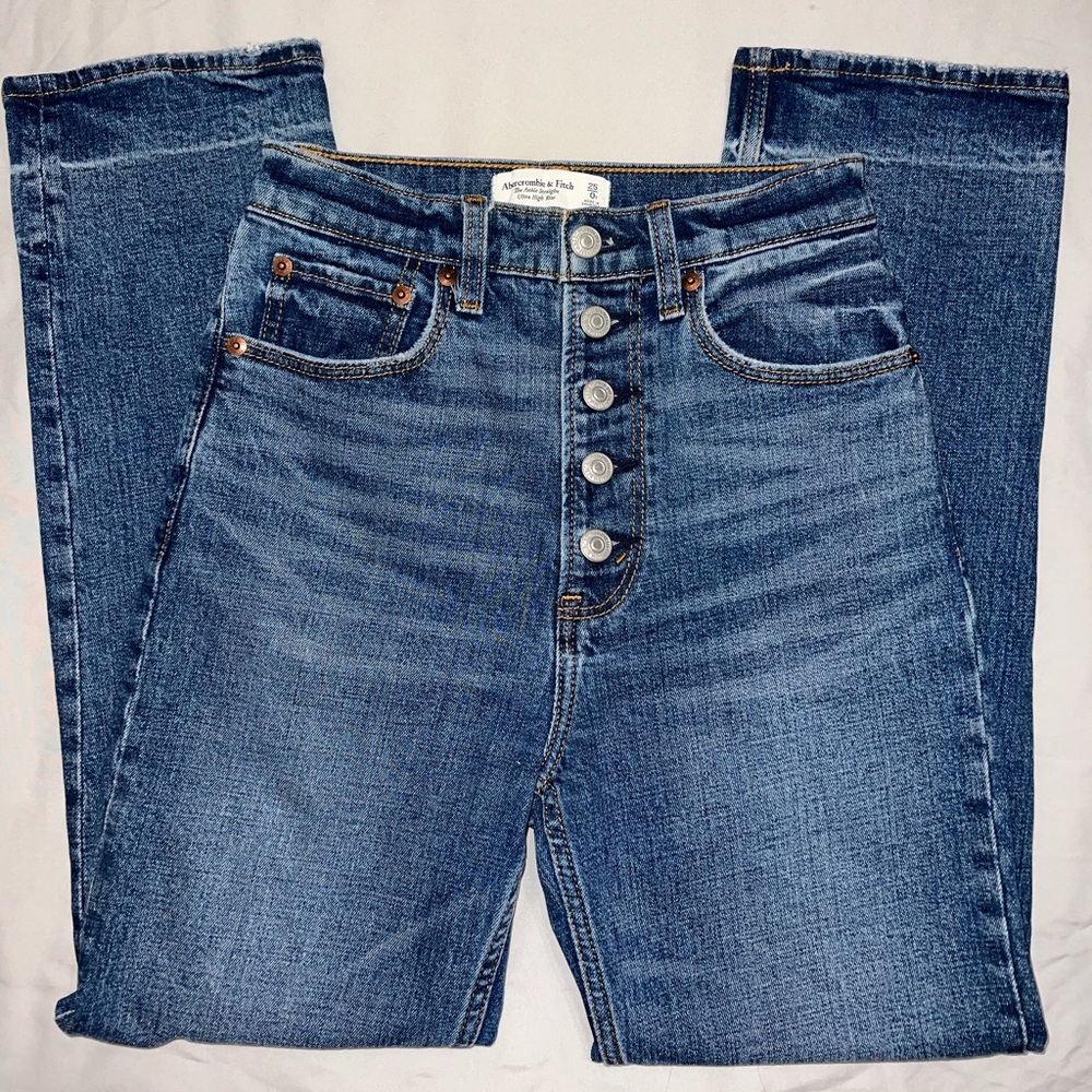 Abercrombie & Fitch ankle straight ultra High Rise Blue Jeans